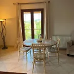 Apartment Loula's