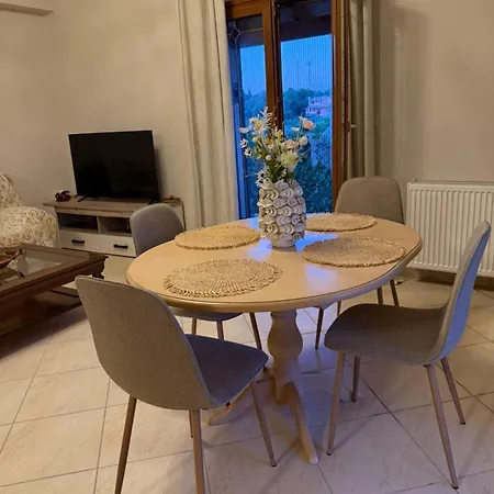 Daire Loula's Holidays With Balcony Close To Corfu Town *