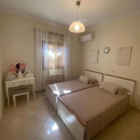 Loula's Holidays With Balcony Close To Corfu Town Daire Kanálion