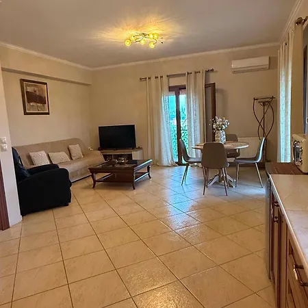 Daire Loula's Holidays With Balcony Close To Corfu Town *